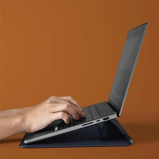 Uniq Oslo-Tasche für einen 14-Zoll-Laptop – Marineblau