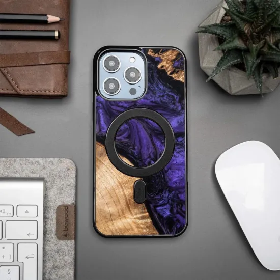 Wood and Resin Case for iPhone 14 Pro Max MagSafe Bewood Unique Violet - Purple and Black