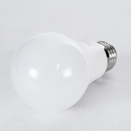 GloboStar® 60033 Λάμπα LED E27 A60 Γλόμπος 15W 1500lm 260° AC 220-240V IP20 Φ6 x Υ11.9cm Ψυχρό Λευκό 6000K - 3 Years Warranty